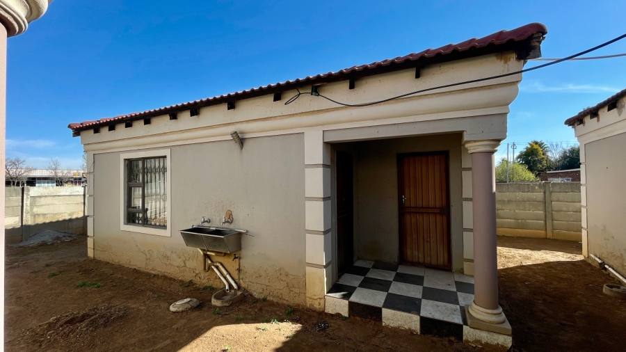 3 Bedroom Property for Sale in Orkney Park North West